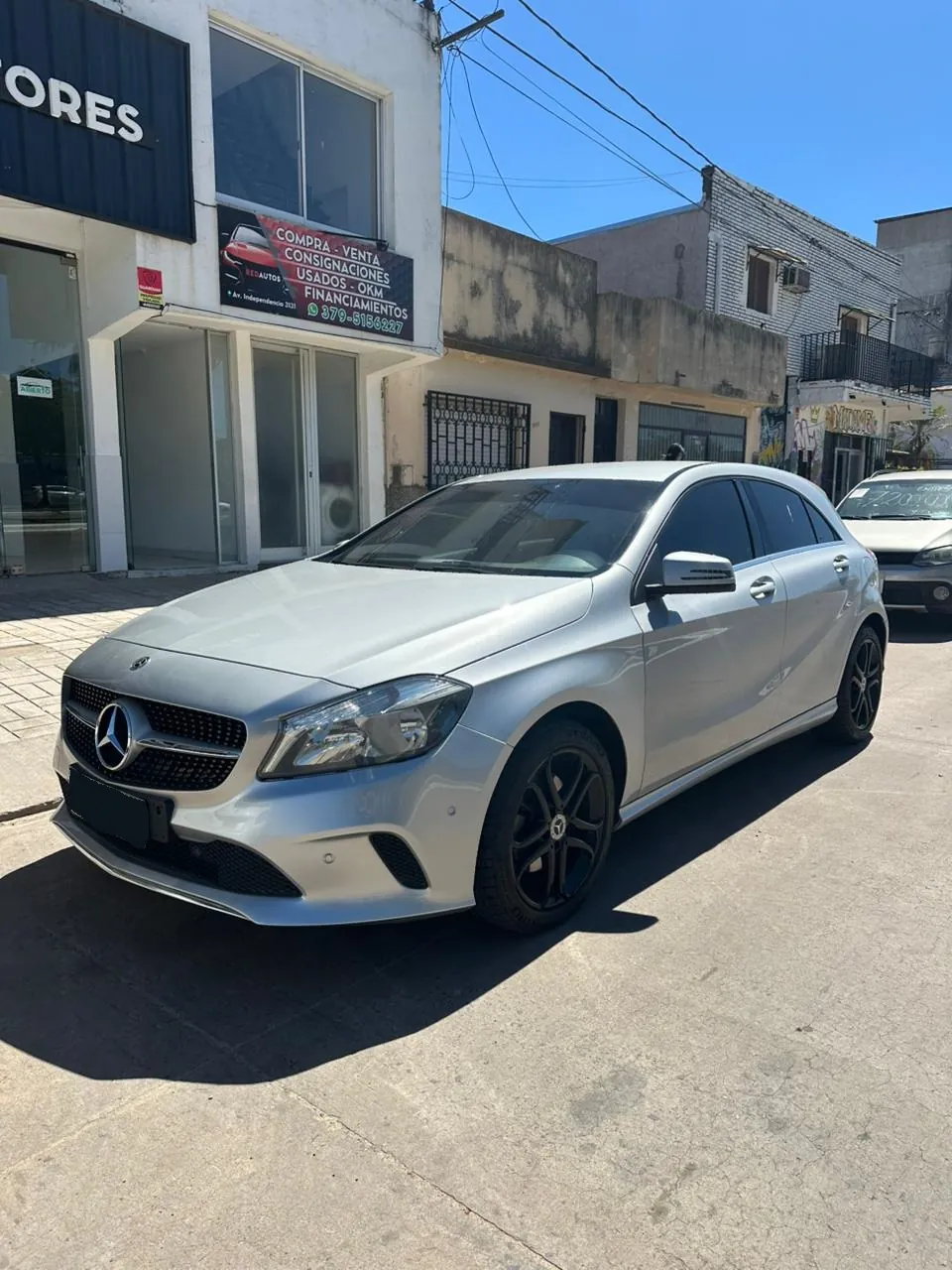 Local de Red Autos en Corrientes